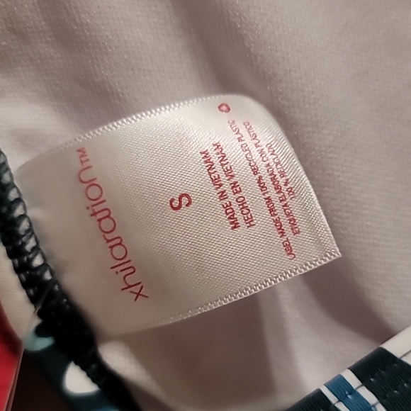 NWT 70s vibe PAisley print padded halter bikini top - Picture 3 of 6